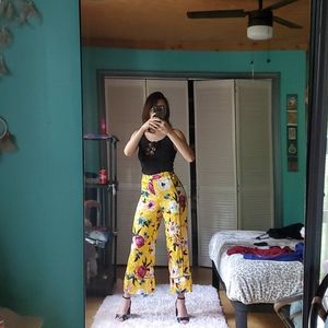 Ankle length pants never worn/no tag